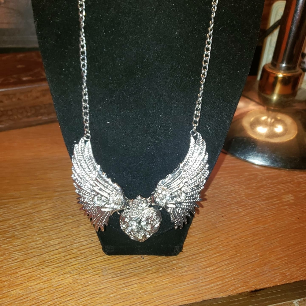 Angelwing necklace